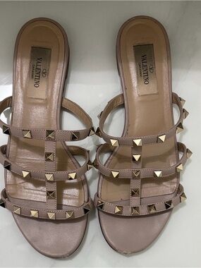 Valentino Garavani Beige/Tan Rockstud Multi-Strap Slide Sandals